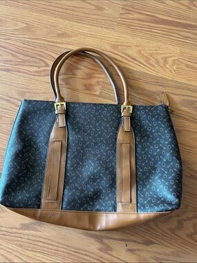 Women’s Tote Bag in Brown and Black - Classic Pattern